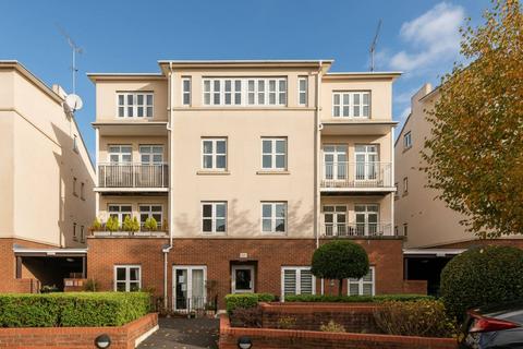 undefined, Fitzwilliam Close, Whetstone, London, N20