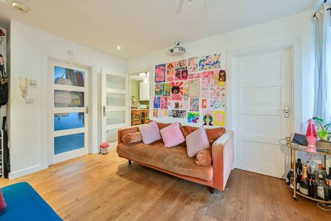 2 bedroom flat for sale, Kelly Avenue, Peckham, London, SE15