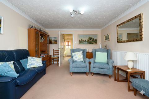 2 bedroom terraced house for sale, Tithe Close, Walton-on-Thames, KT12