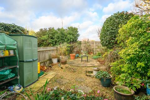 2 bedroom terraced house for sale, Tithe Close, Walton-on-Thames, KT12