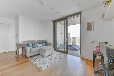 2 bedroom flat to rent, Caithness Walk, Central Croydon, Croydon, CR0