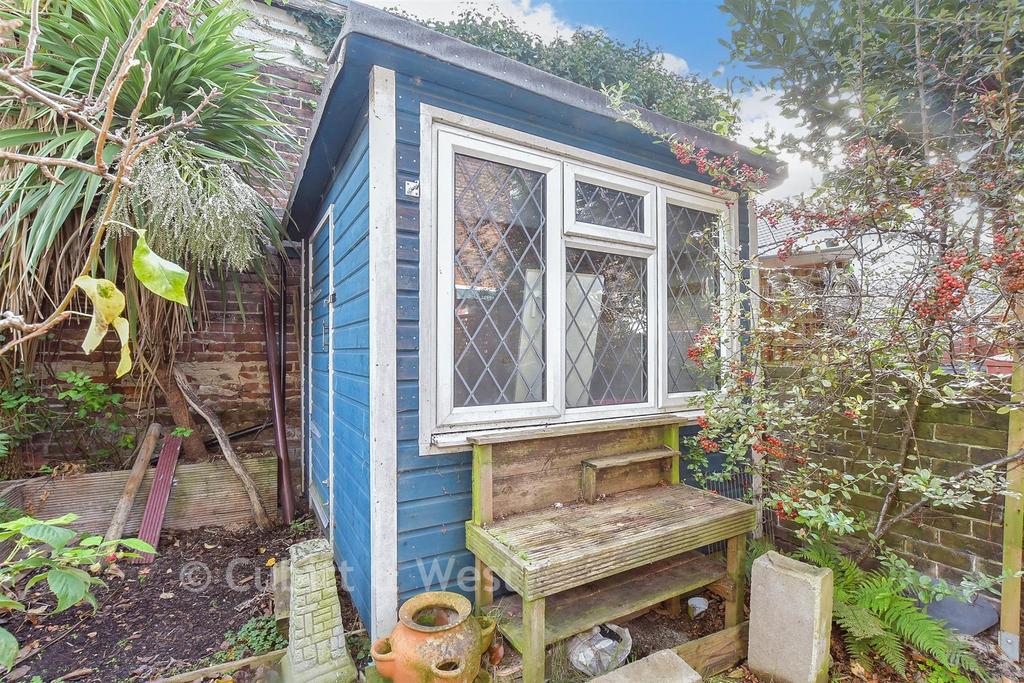 Workshop/Outbuildings