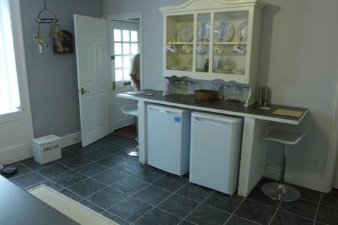 3 bedroom semi-detached house to rent, 33 Queensway, Mildenhall, Suffolk, IP28