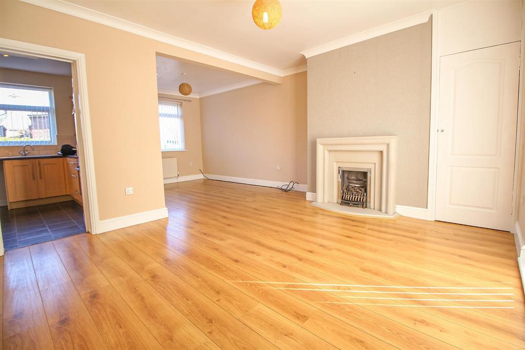 Lounge Dining Room