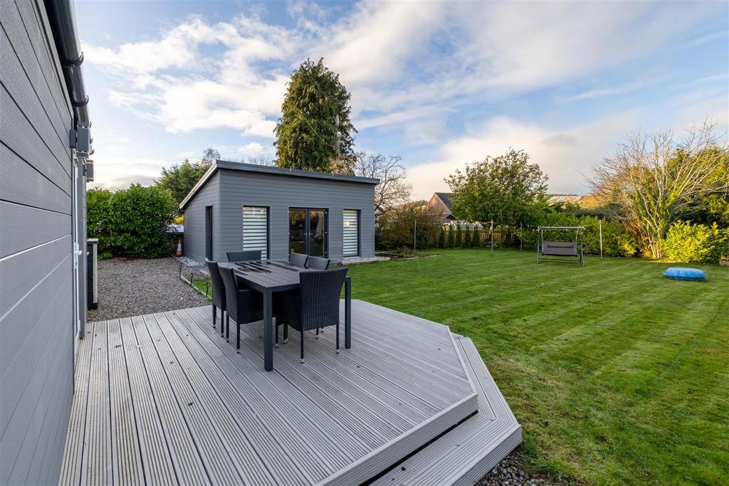 The Ferns, Westpark Road Blairgowrie - ext-11.jpg