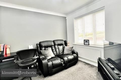 4 bedroom detached house to rent, Kingston Mews, Houghton Le Spring, Tyne & Wear, DH4