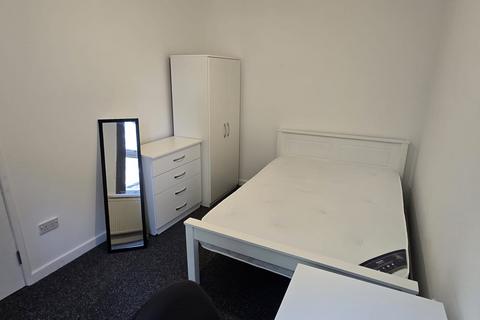 7 bedroom terraced house to rent, Nottingham NG7