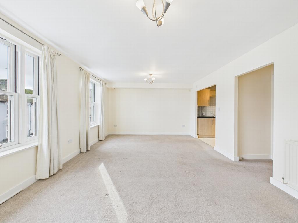 Sitting room 5