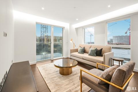2 bedroom apartment to rent, Lexington Gardens Nine Elms SW11