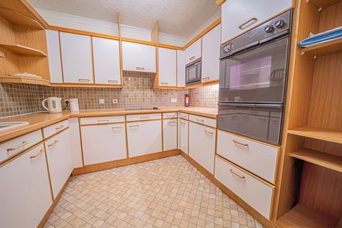2 bedroom apartment for sale, Downing Close, Knowle, B93