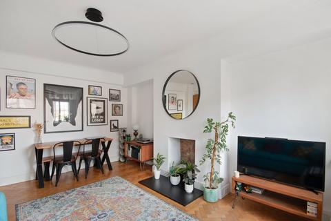 1 bedroom flat for sale, Goldhawk Road, Hammersmith W6