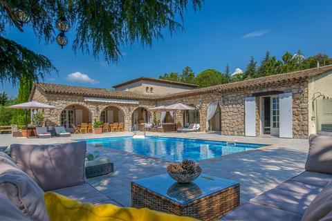 8 bedroom villa, 06530 Peymeinade