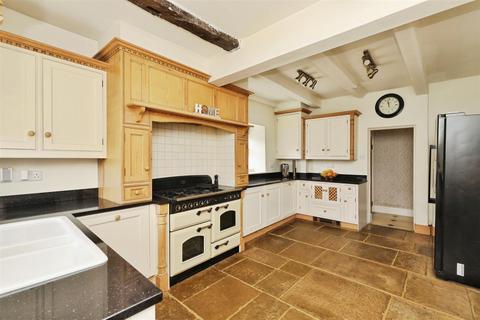 4 bedroom detached house for sale, High Street, South Anston, Sheffield, S25