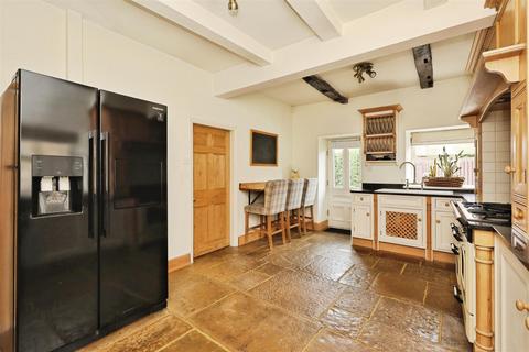 4 bedroom detached house for sale, High Street, South Anston, Sheffield, S25