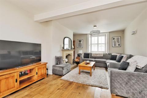 4 bedroom detached house for sale, High Street, South Anston, Sheffield, S25