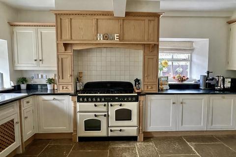 4 bedroom detached house for sale, High Street, South Anston, Sheffield, S25