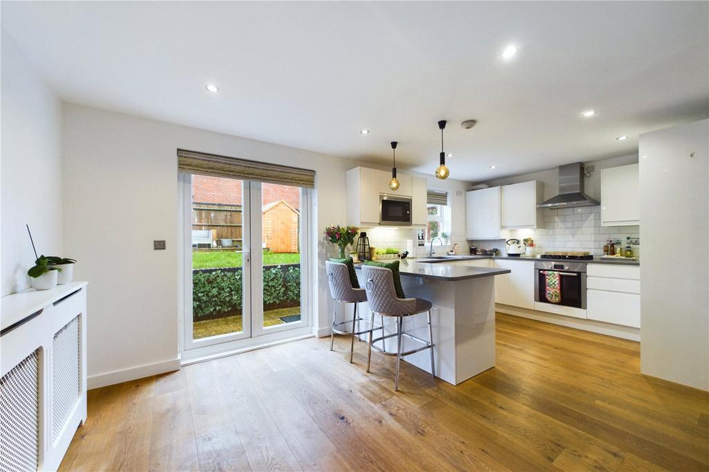 Kitchen/Dining