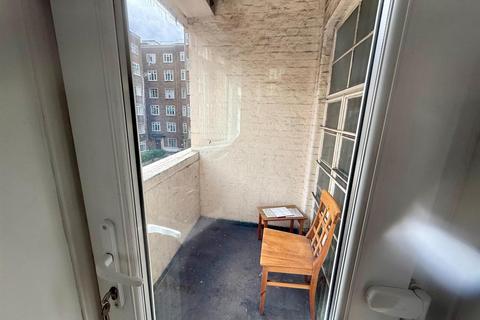 undefined, Adelaide Road, Swiss Cottage