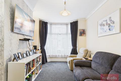 2 bedroom terraced house for sale, Spring Bank, Scarborough