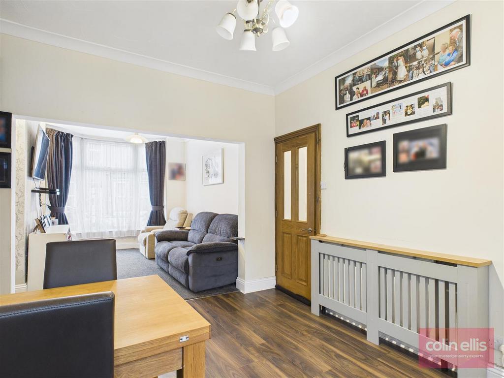 CAM05075 G0-PR0240-STILL012.jpg