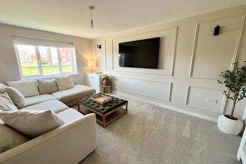 5 bedroom detached house for sale, Everdon Drive, Scholars Green, NN2 7FR