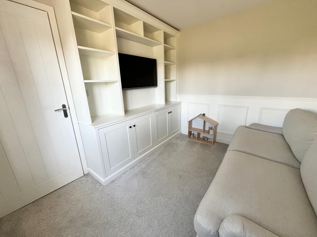 Everdon drive