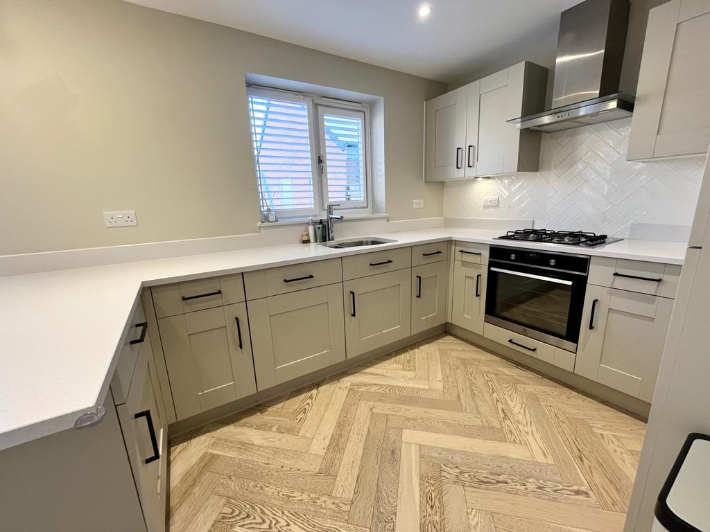 Everdon drive