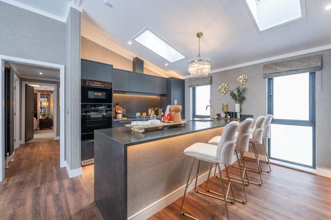 undefined, Langley Park Road, Iver SL0