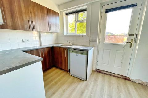 undefined, East Road, Chadwell Heath, RM6