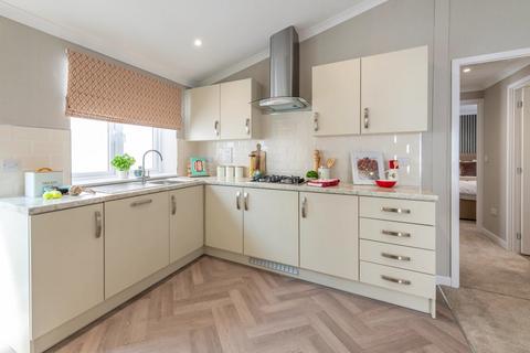 undefined, Langley Park Road, Iver SL0