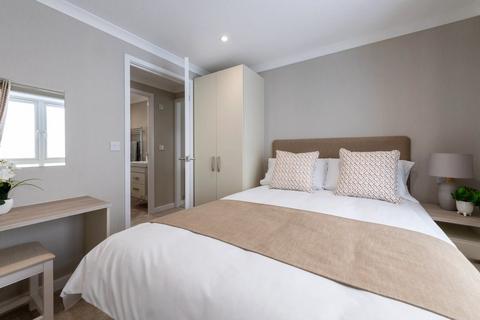 undefined, Langley Park Road, Iver SL0