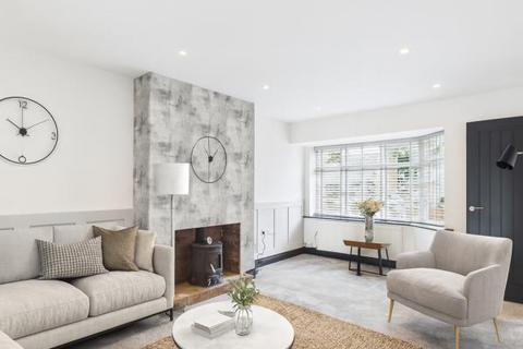 undefined, Surrey Avenue :: Marsland Green
