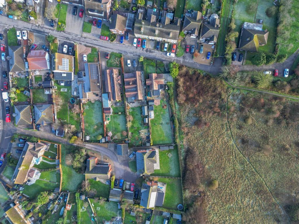 Mackenders Lane.jpg
