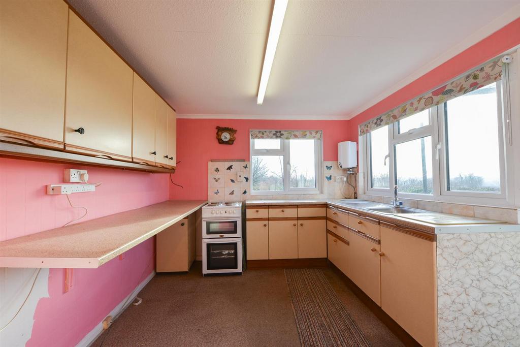 Kitchen..jpg