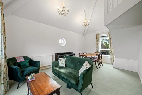 2 bedroom flat to rent, Streetfield Mews, Blackheath, SE3