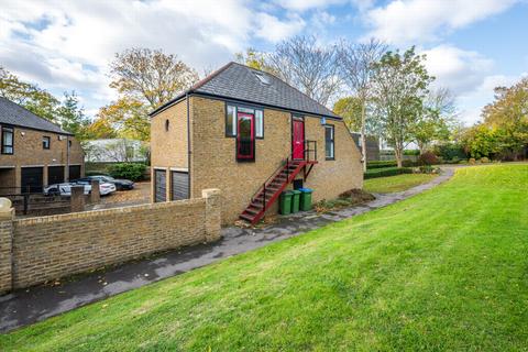2 bedroom flat to rent, Streetfield Mews, Blackheath, SE3
