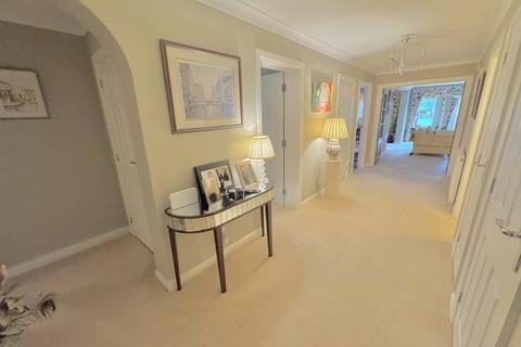 undefined, Martello Road South, Canford Cliffs, Poole, BH13