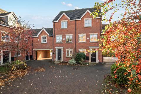 3 bedroom terraced house for sale, Salisbury Close, Crewe