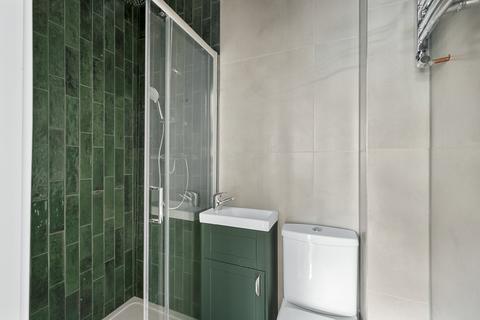 1 bedroom property to rent, Coombe Lane, London SW20