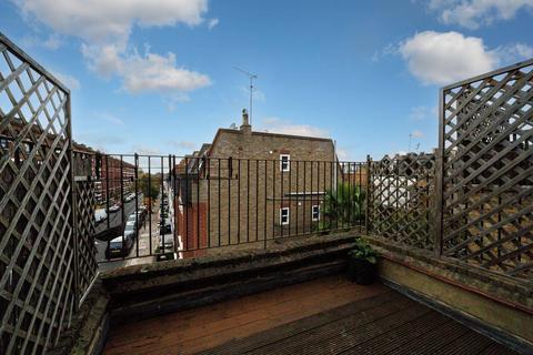 3 bedroom flat to rent, Munster Road, Munster Village, London, SW6
