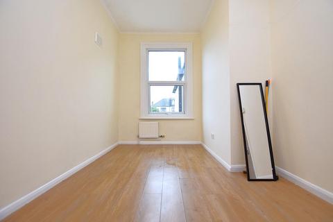 undefined, Hainault Road, Romford, RM5