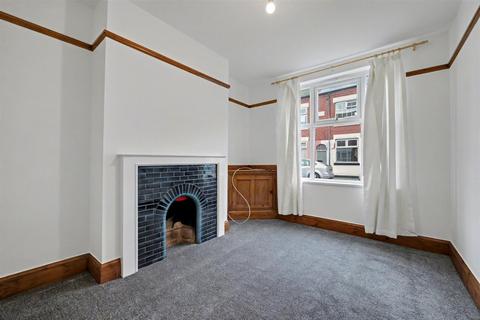 3 bedroom terraced house for sale, Bonchurch Street, Woodgate, Leicester