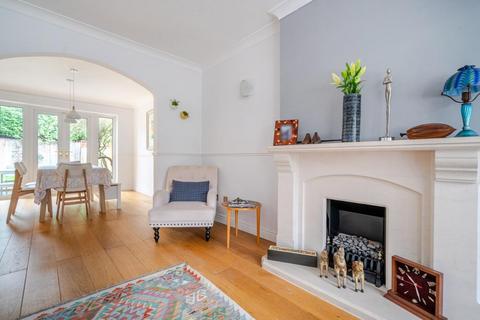 undefined, Windlesham,  Surrey,  GU20