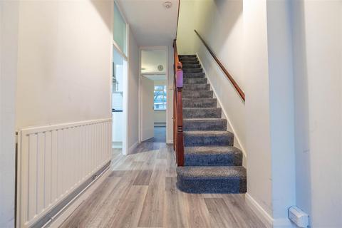2 bedroom maisonette for sale, CHALKWELL LODGE, LONDON ROAD, Westcliff-On-Sea