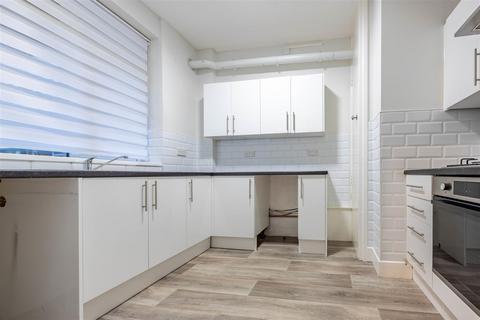 2 bedroom maisonette for sale, CHALKWELL LODGE, LONDON ROAD, Westcliff-On-Sea