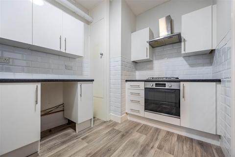 2 bedroom maisonette for sale, CHALKWELL LODGE, LONDON ROAD, Westcliff-On-Sea