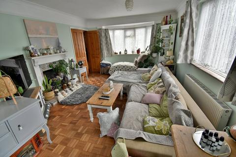 3 bedroom detached bungalow for sale, Mayfield Drive, Ferndown, BH22