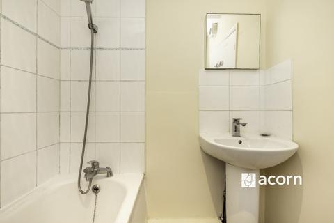2 bedroom flat to rent, Old Kent Road Walworth SE1