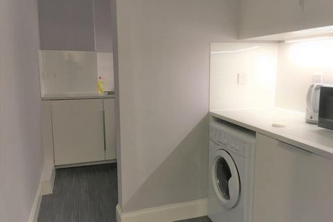 1 bedroom flat to rent, 2209LT Westfield Road, Edinburgh, EH11 2QS