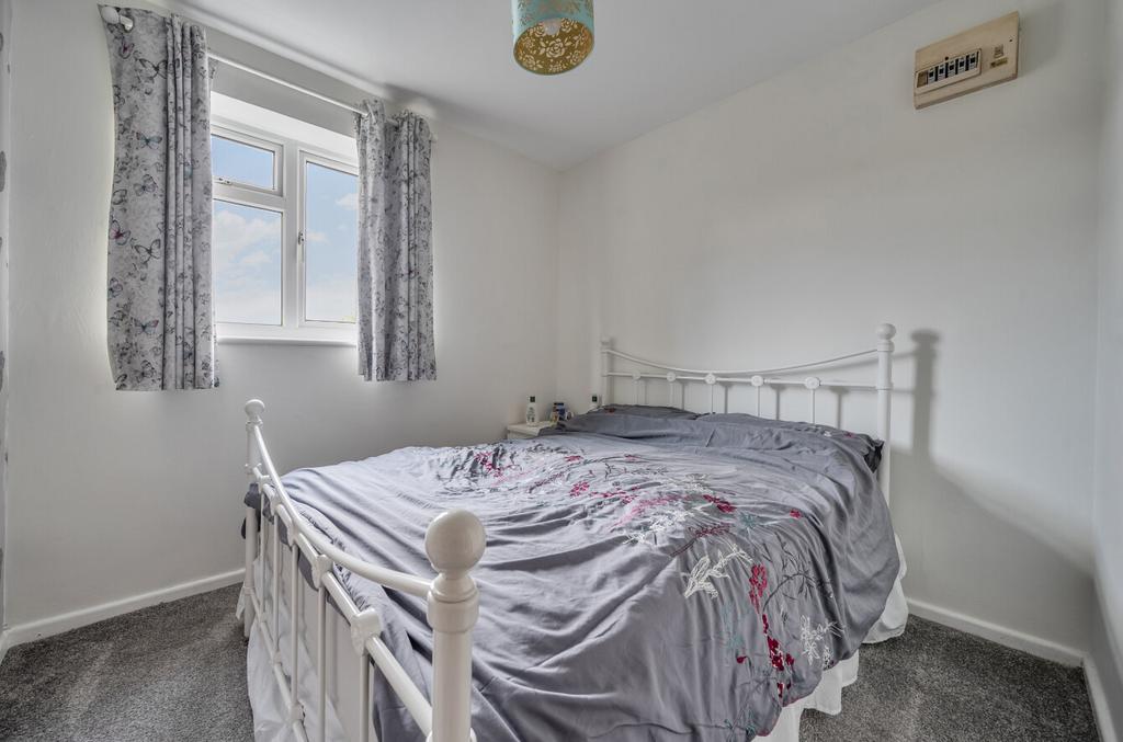 1380588-17-6915b0...